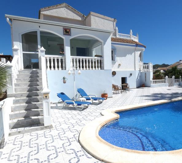 Image No.48-3 Bed Villa / Detached for sale