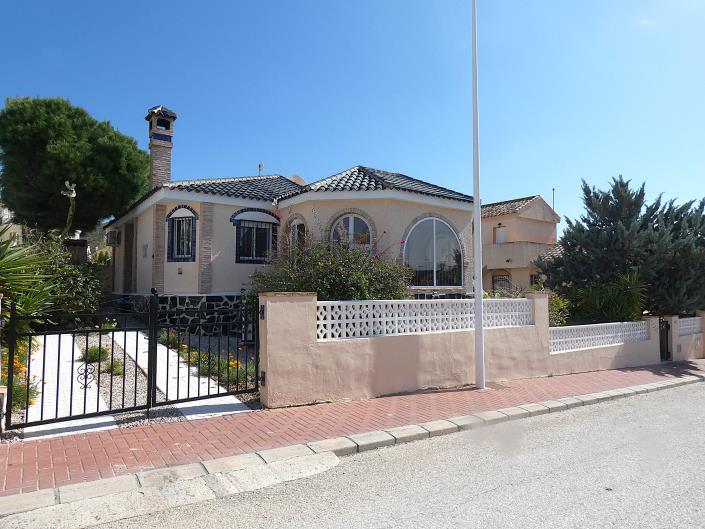 Image No.5-3 Bed Villa / Detached for sale