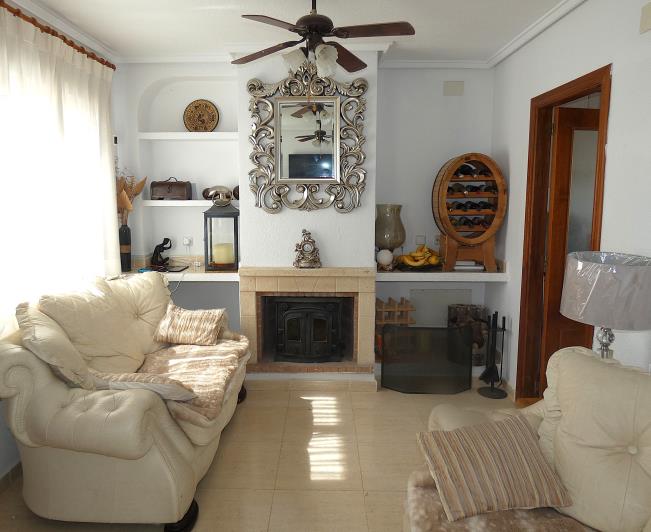 Image No.11-3 Bed Villa / Detached for sale