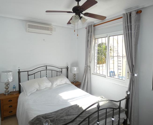 Image No.13-3 Bed Villa / Detached for sale