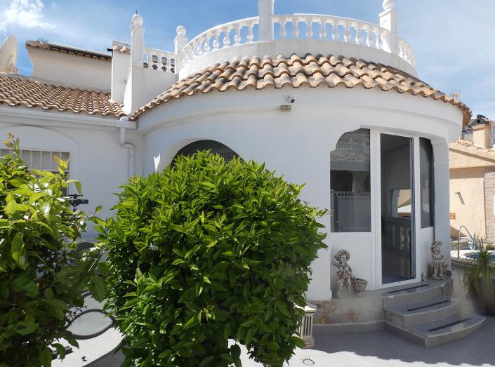 Image No.6-3 Bed Villa / Detached for sale