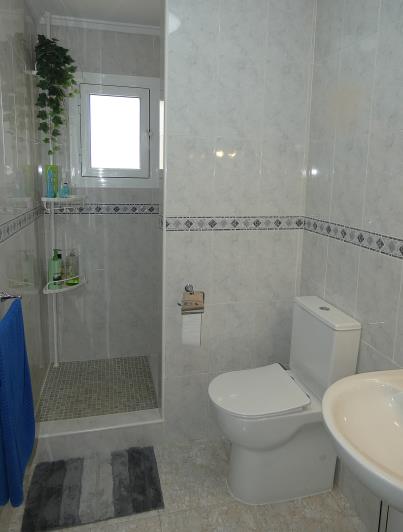 Image No.20-3 Bed Villa / Detached for sale