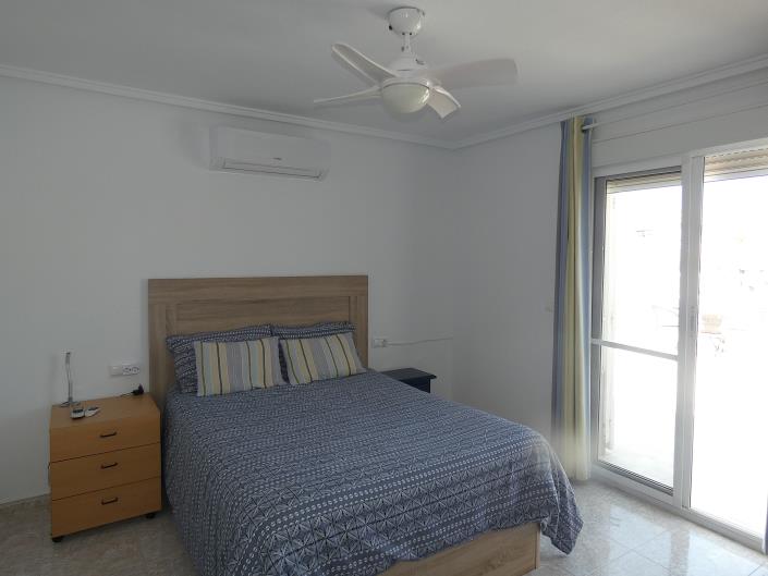 Image No.32-3 Bed Villa / Detached for sale