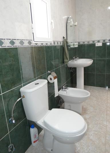 Image No.36-3 Bed Villa / Detached for sale