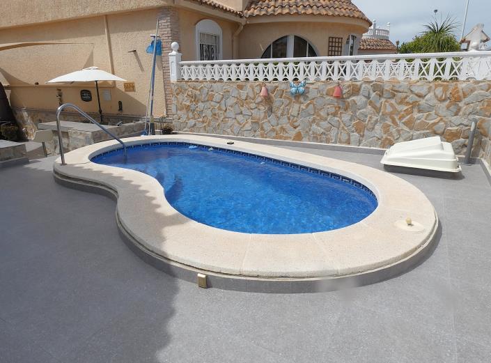 Image No.47-3 Bed Villa / Detached for sale