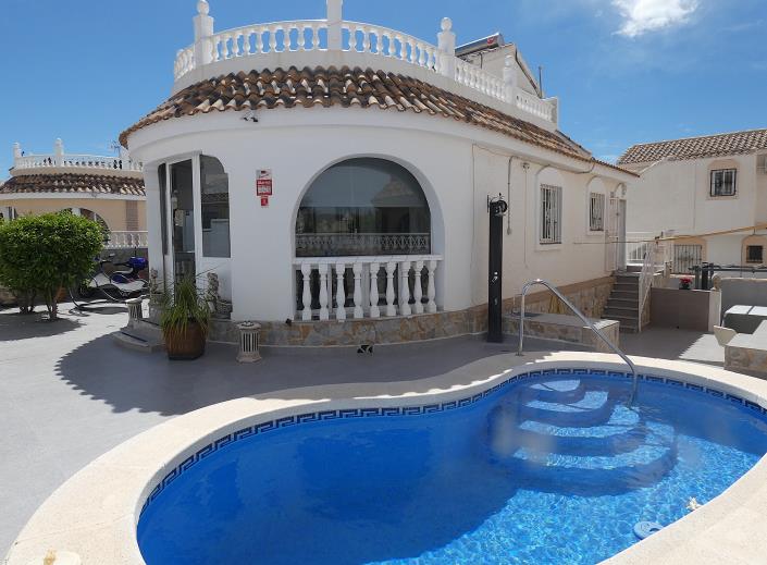 Image No.52-3 Bed Villa / Detached for sale