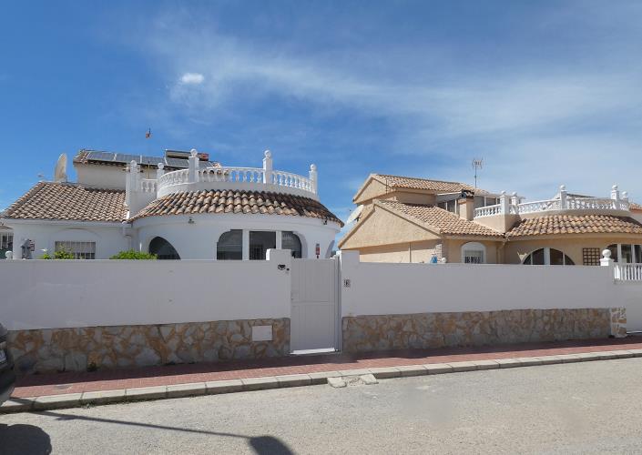 Image No.60-3 Bed Villa / Detached for sale