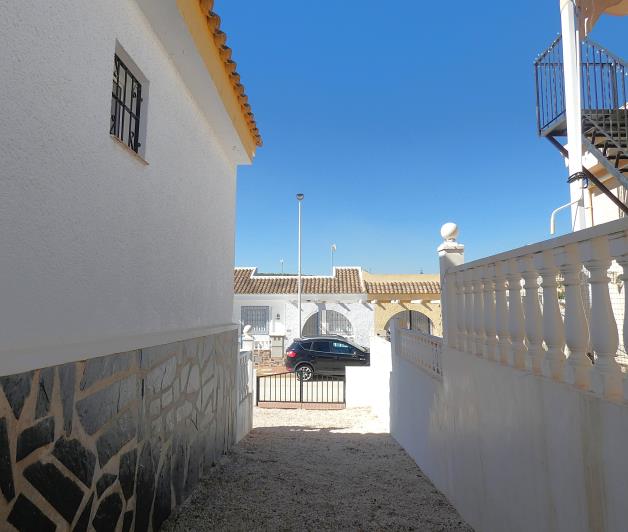 Image No.37-2 Bed Villa for sale