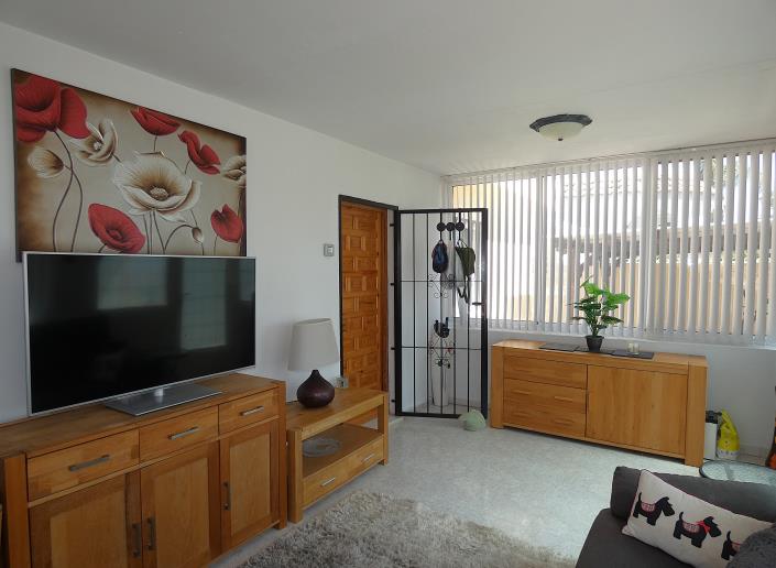 Image No.9-2 Bed Villa / Detached for sale