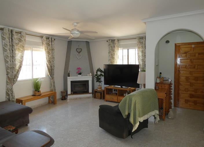 Image No.11-2 Bed Villa / Detached for sale