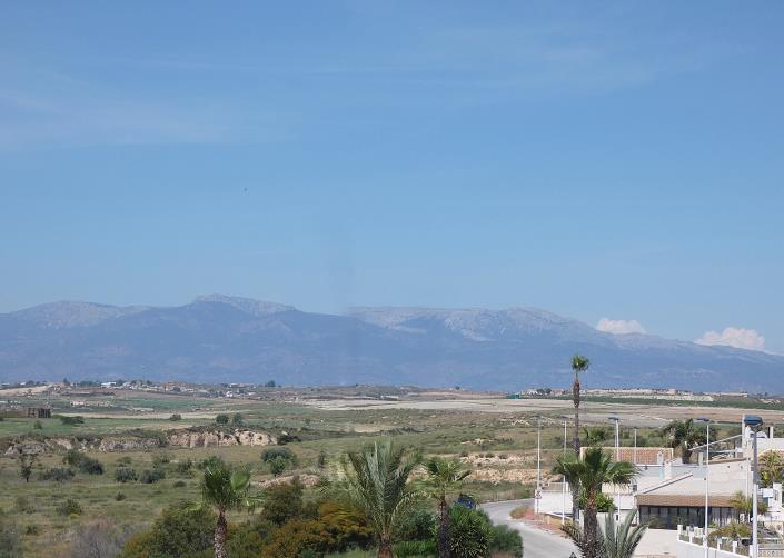 Image No.37-2 Bed Villa / Detached for sale