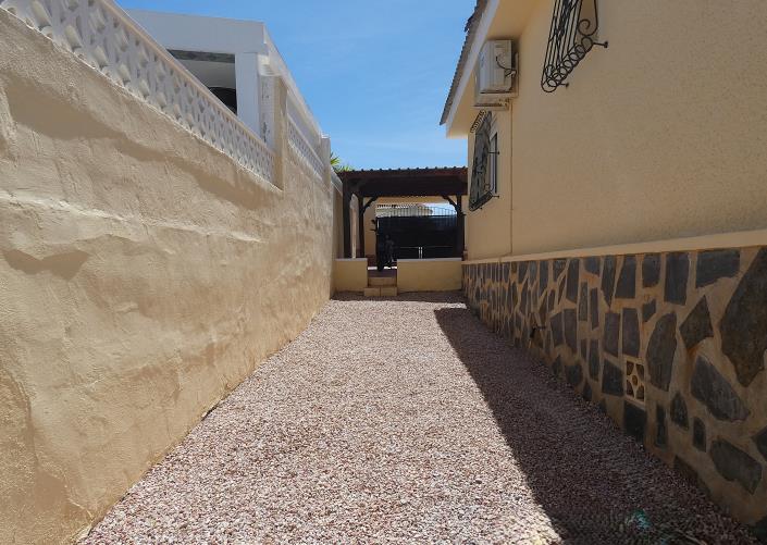 Image No.54-2 Bed Villa / Detached for sale