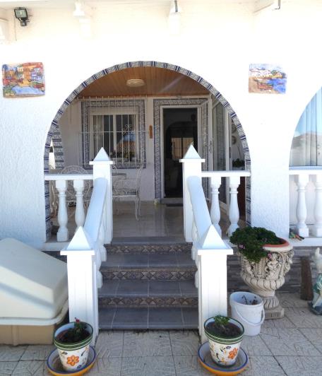 Image No.6-2 Bed Villa / Detached for sale