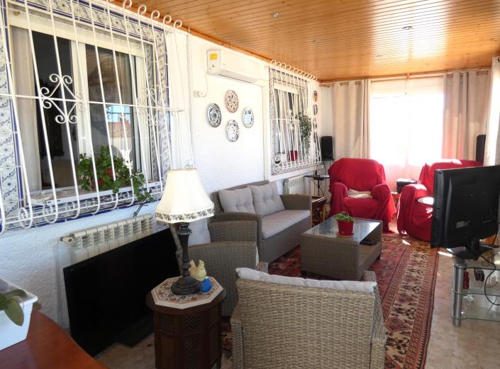 Image No.9-2 Bed Villa / Detached for sale