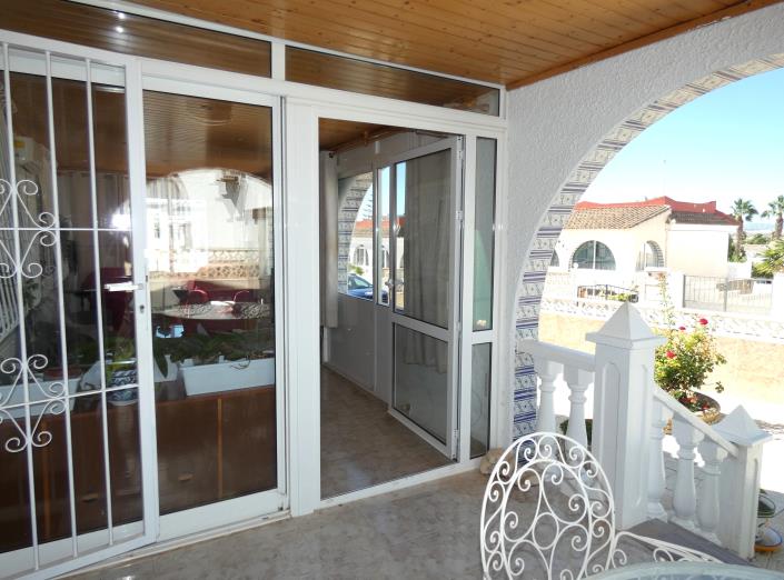 Image No.8-2 Bed Villa / Detached for sale