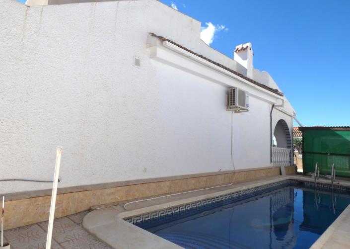 Image No.42-2 Bed Villa / Detached for sale