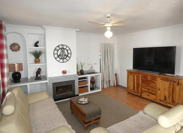 Image No.9-3 Bed Villa / Detached for sale