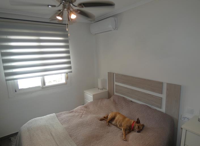 Image No.12-3 Bed Villa / Detached for sale