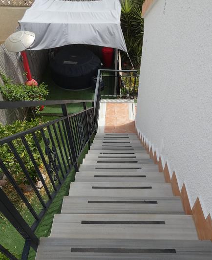 Image No.44-3 Bed Villa / Detached for sale