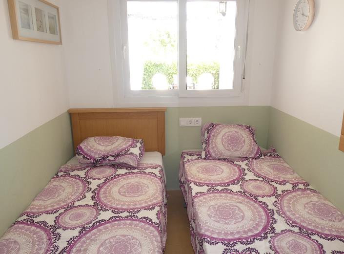 Image No.18-3 Bed Apartment for sale