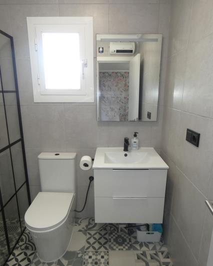 Image No.14-4 Bed Villa / Detached for sale