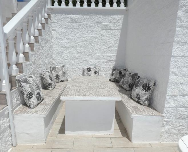 Image No.33-4 Bed Villa / Detached for sale