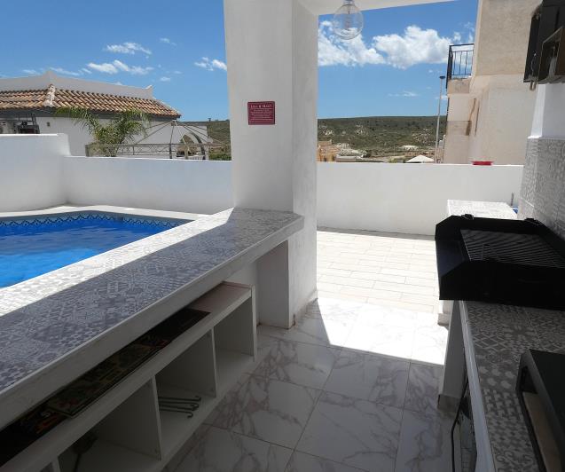 Image No.38-4 Bed Villa / Detached for sale
