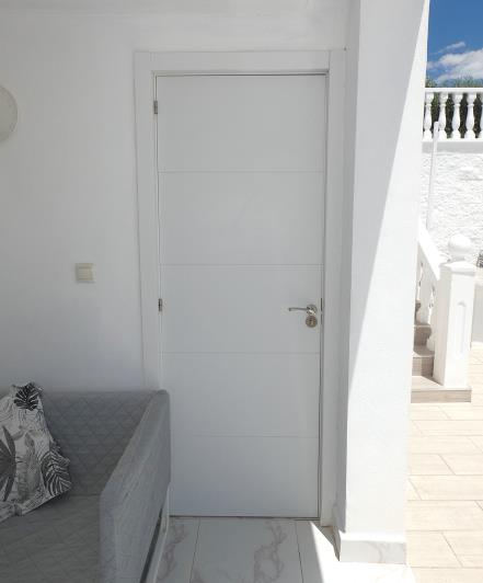 Image No.39-4 Bed Villa / Detached for sale