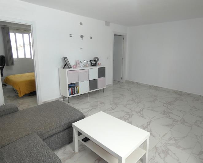 Image No.43-4 Bed Villa / Detached for sale