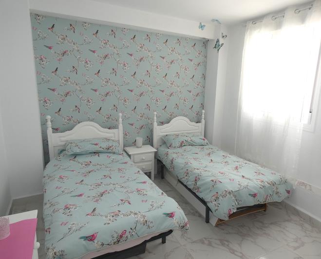 Image No.45-4 Bed Villa / Detached for sale