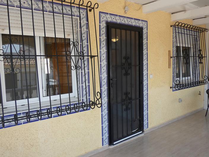 Image No.7-2 Bed Semi-Detached for sale