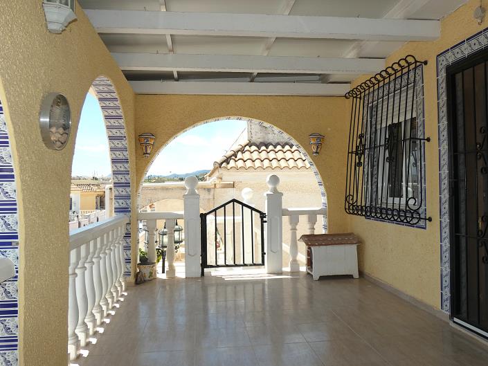 Image No.13-2 Bed Semi-Detached for sale