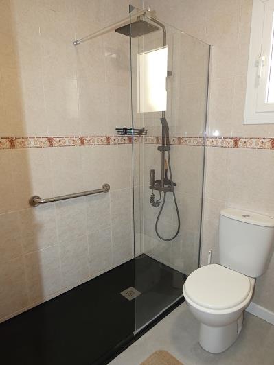 Image No.24-2 Bed Semi-Detached for sale