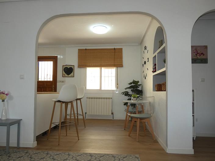 Image No.30-2 Bed Semi-Detached for sale