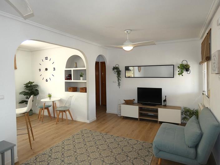 Image No.31-2 Bed Semi-Detached for sale