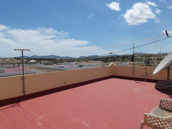 Image No.44-2 Bed Semi-Detached for sale