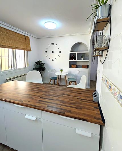 Image No.41-2 Bed Semi-Detached for sale