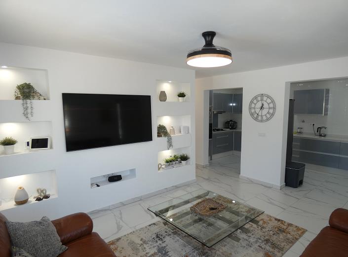 Image No.3-3 Bed Villa / Detached for sale