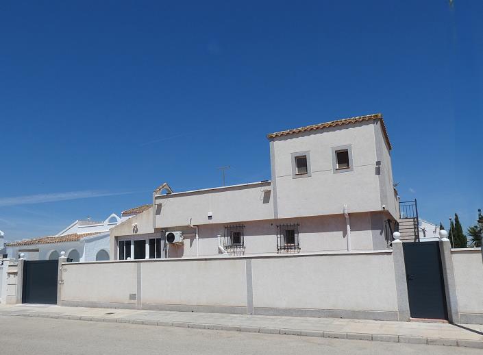 Image No.5-3 Bed Villa / Detached for sale