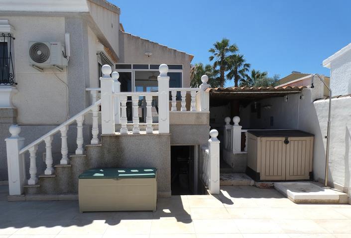 Image No.40-3 Bed Villa / Detached for sale