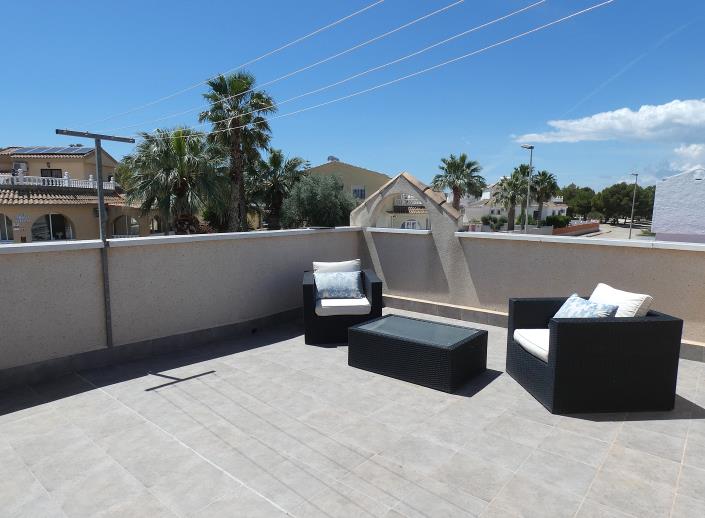 Image No.46-3 Bed Villa / Detached for sale