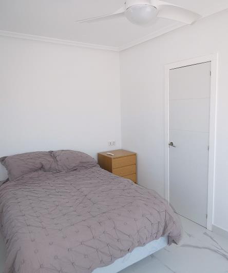 Image No.49-3 Bed Villa / Detached for sale