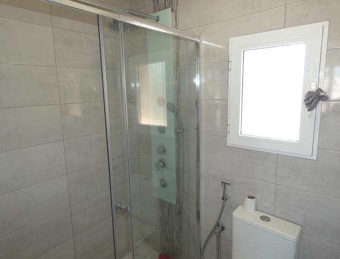 Image No.52-3 Bed Villa / Detached for sale