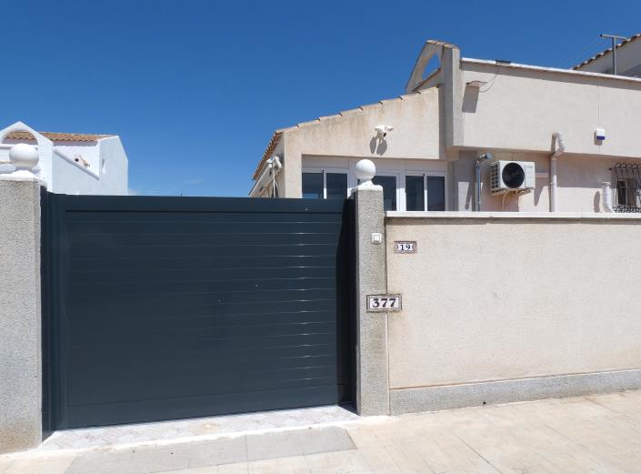 Image No.57-3 Bed Villa / Detached for sale