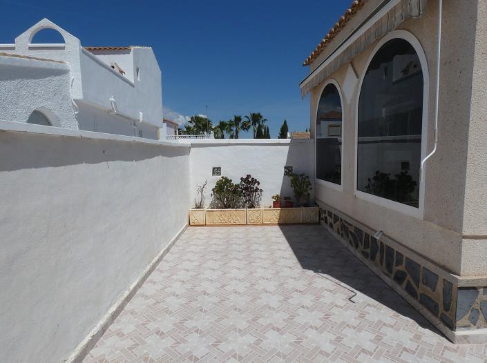 Image No.58-3 Bed Villa / Detached for sale