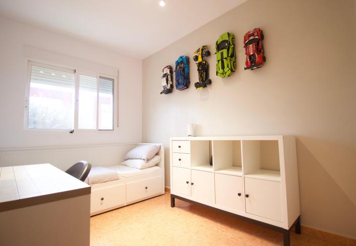 Image No.13-3 Bed Semi-Detached for sale