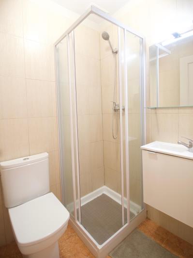 Image No.16-3 Bed Semi-Detached for sale