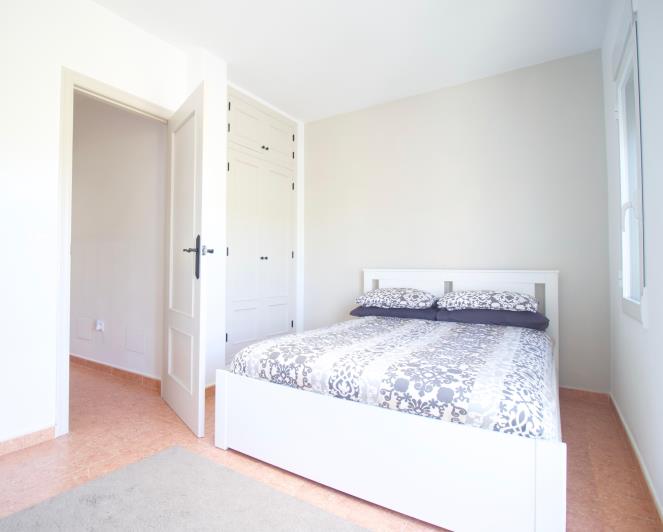 Image No.20-3 Bed Semi-Detached for sale