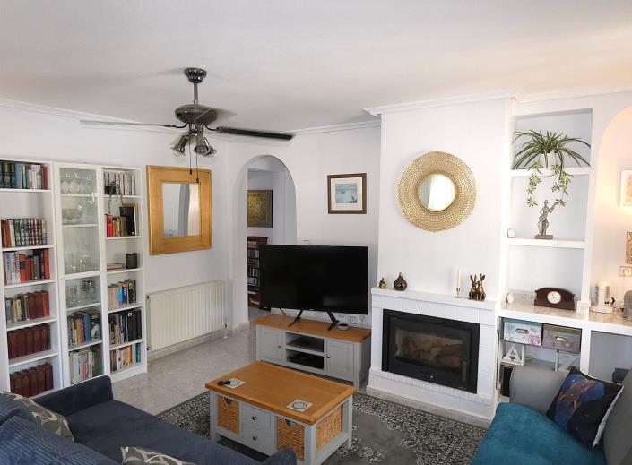 Image No.10-3 Bed Villa / Detached for sale