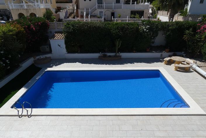 Image No.34-3 Bed Villa / Detached for sale